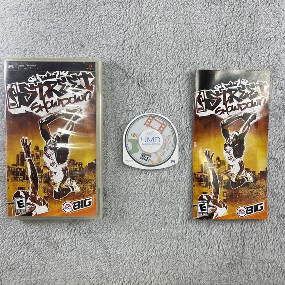 Vintage NBA Street Showdown Sony PSP 2005 Complete - Picture 1 of 5